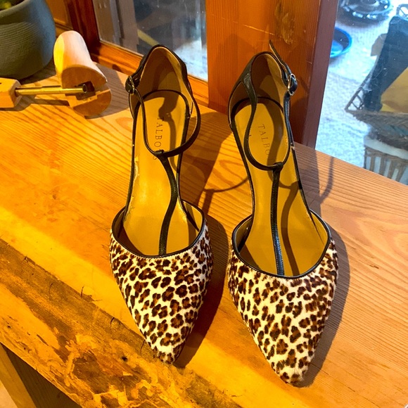 Size 9 Talbots - Picture 2 of 2